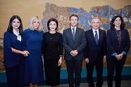 A Parigi il Presidente Macron e il Presidente dell’Uzbekistan Mirziyoyev inaugurano due splendide mostre sull’Uzbekistan