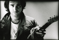 Ivan Graziani 25 anni fa ci lasciava il cantautore,  la chitarra rock della musica d’autore italiana